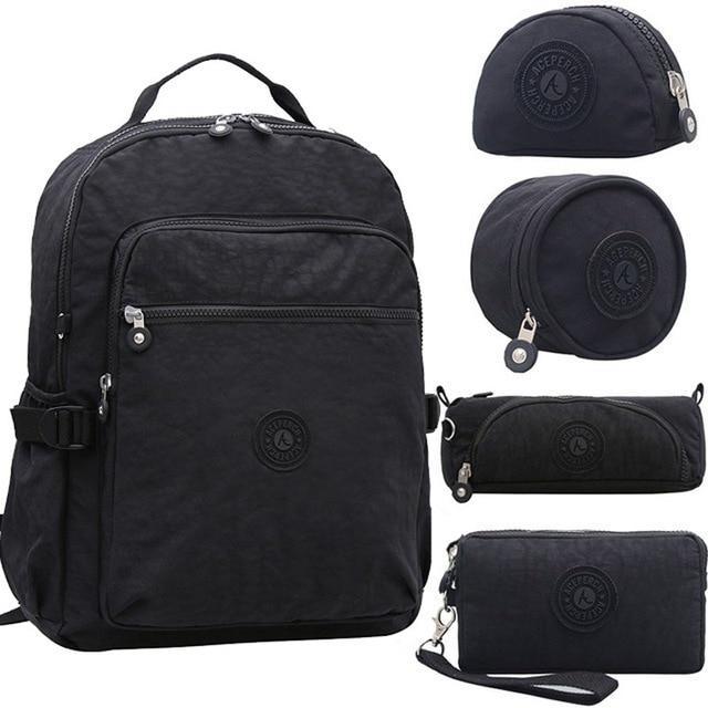 Conjunto Mochila Aceperch e Necessaries - Magia de Ofertas