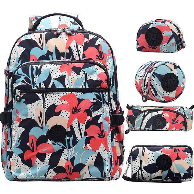 Conjunto Mochila Aceperch e Necessaries - Magia de Ofertas